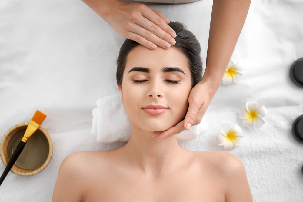 Facials for Sensitive Skin Best Ingredients, Athome Facials